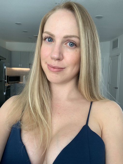 Watch joycezarza1's leaked NSFW photo on TwXstars