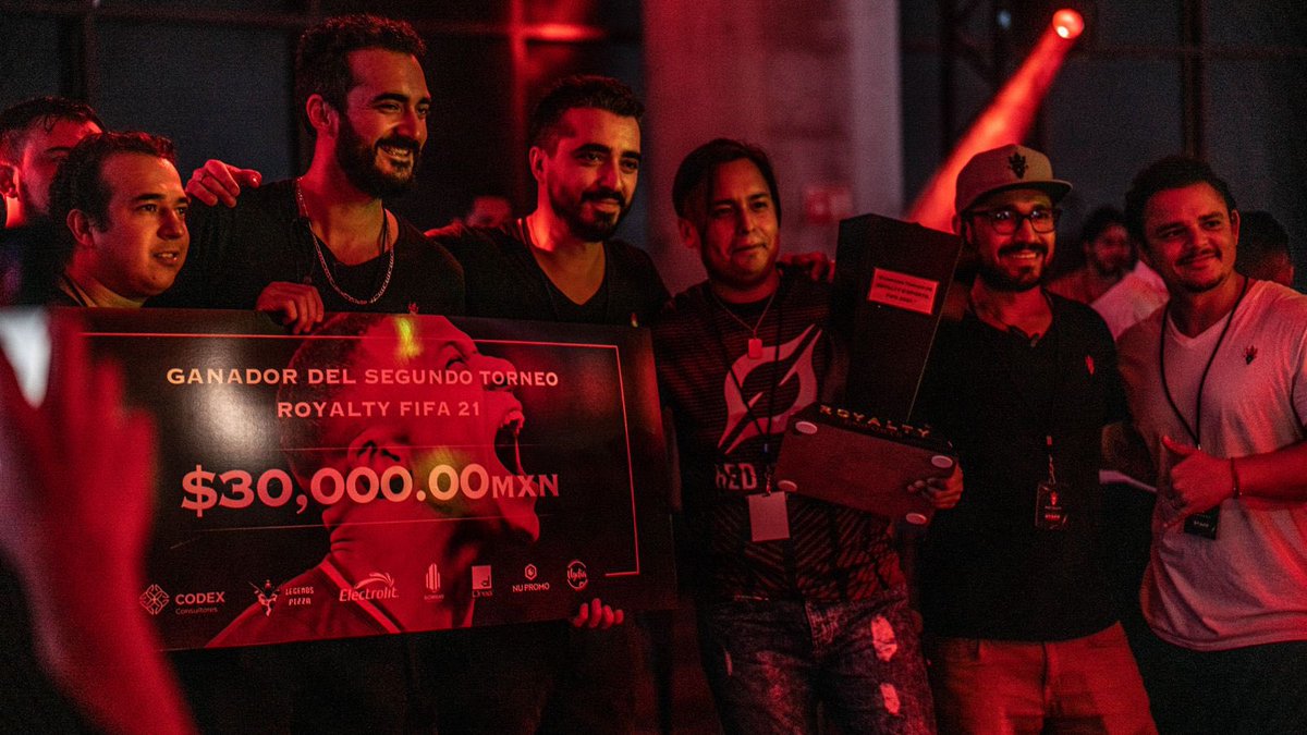 Royalty Esports tweet media