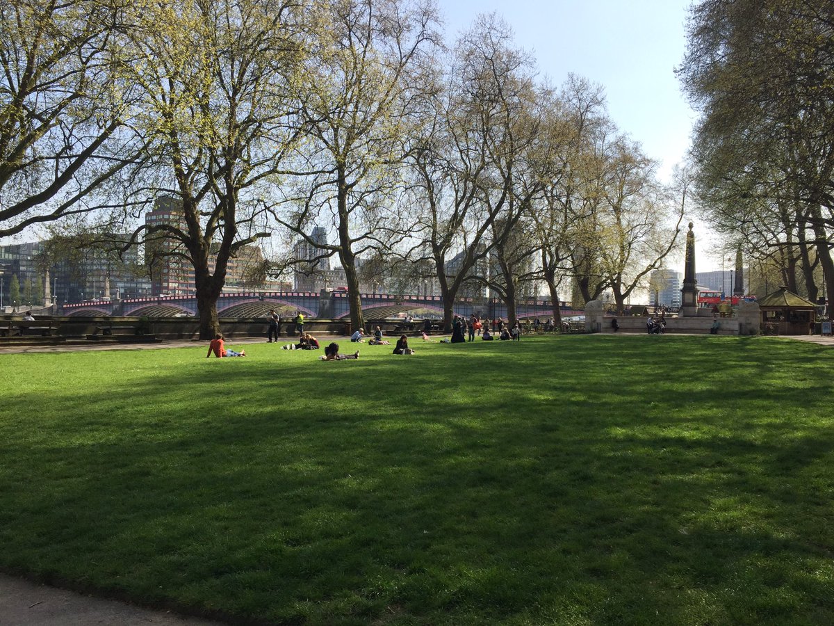 A place to relax and be in a state of serenity👌👌

Click the link below to learn all the secret spots that only Londoners know about💪💪

drive.google.com/drive/folders/…

#london #londontour #tour #tours #walking #walkingtouts #beer #pint #southbank #food #drinks #goldenhour