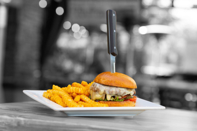 Don't sacri-fries the chance to try our signature burger. Lettuce serve you this classic, because when life is a little overwhelming, you can always count on the Famous Burger to bring you some peace.

#Famous48 #ArizonaRestaurant #FamousBurger #WesternSandwich