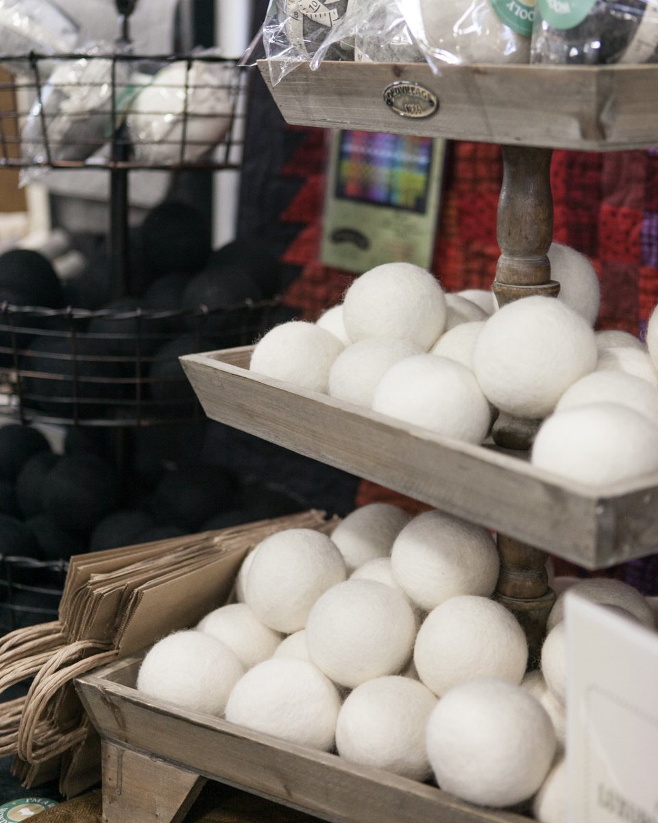 Snowballs in your laundry room?! ❄️ YES! Wool dryer balls are so easy to pop into your dryer or toss across the room at your significant other. Use in whichever way makes you happy this winter! ⛄

#sewexpo #foundatexpo #snowballfight #wool #sustainable
