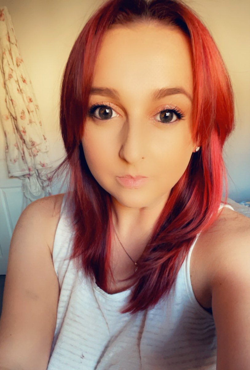 Danielle (@danielleann94) on Twitter photo 