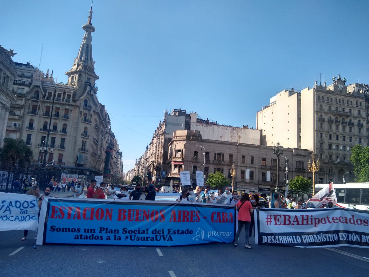 #SolucionUVA
Para las familias trabajadoras de #HipotecadosUVA
<a href="/alferdez/">Alberto Fernández</a> <a href="/CFKArgentina/">Cristina Kirchner</a> <a href="/SergioMassa/">Sergio Massa</a> <a href="/jorgeferraresi/">Jorge Ferraresi</a>