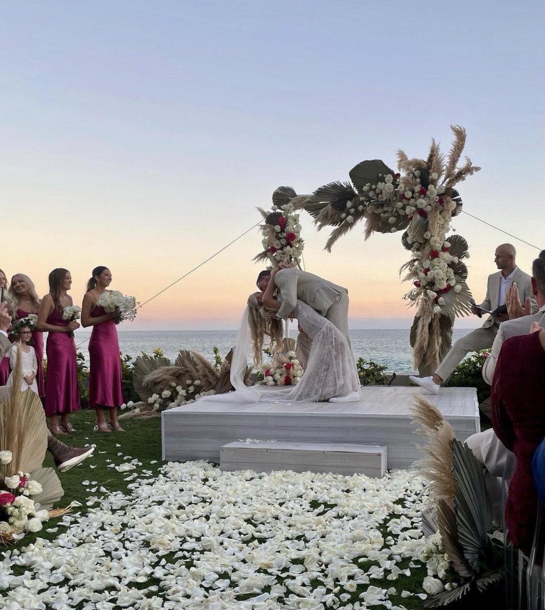 Congrats to <a href="/FullertonBSB/">Titans Baseball</a> alumnus <a href="/mattchap6/">Matt Chapman</a> on getting married this weekend.