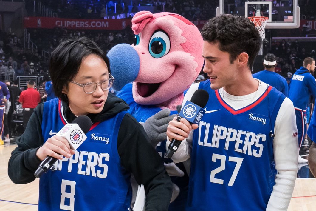 Love Hard? You guys make love easy. 

Show some love for my friends and the two stars from <a href="/netflix/">Netflix</a>’s holiday romance Love Hard, <a href="/funnyasiandude/">Dirty Bulk</a> and @darrenbarnet! ❤️ 🎄