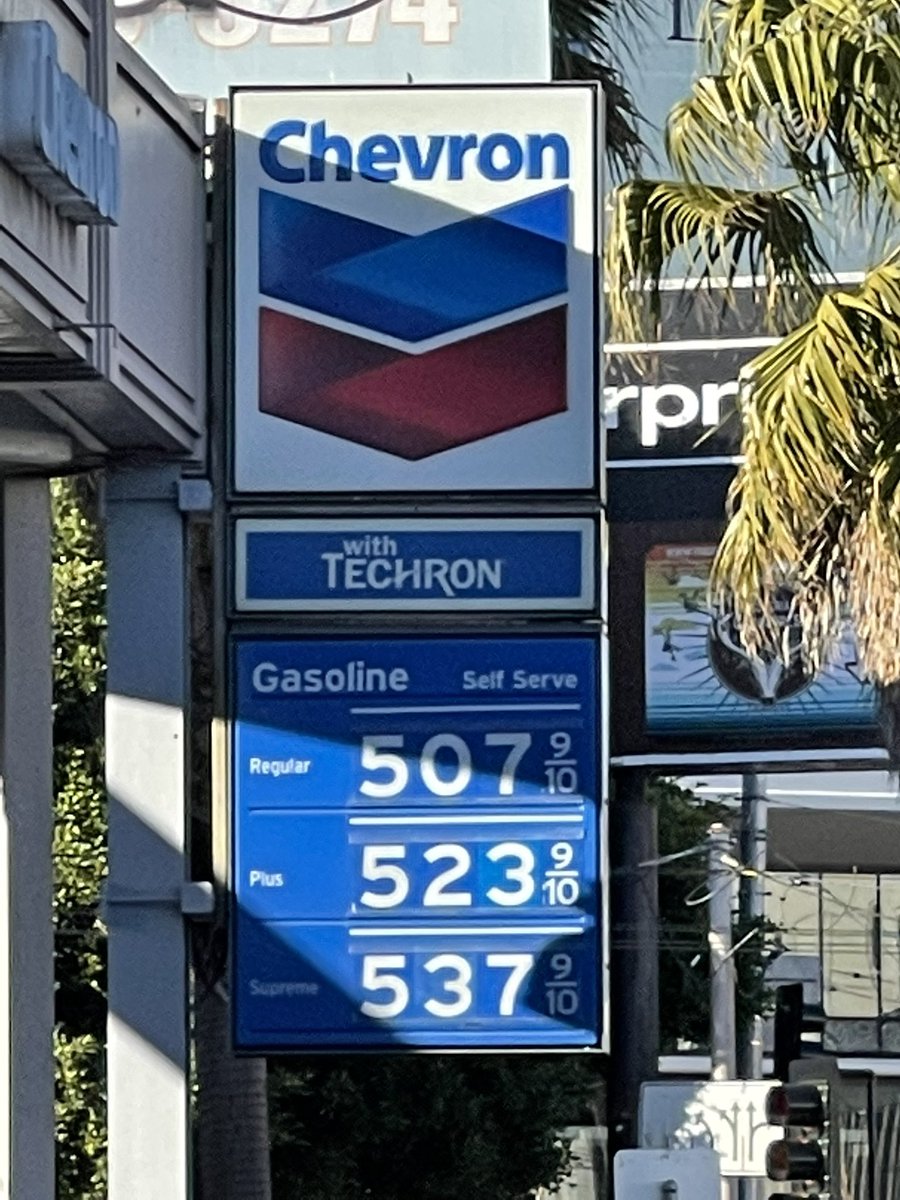StanleyRoberts's tweet photo. #NeedGas? https://t.co/LrILhUm04L