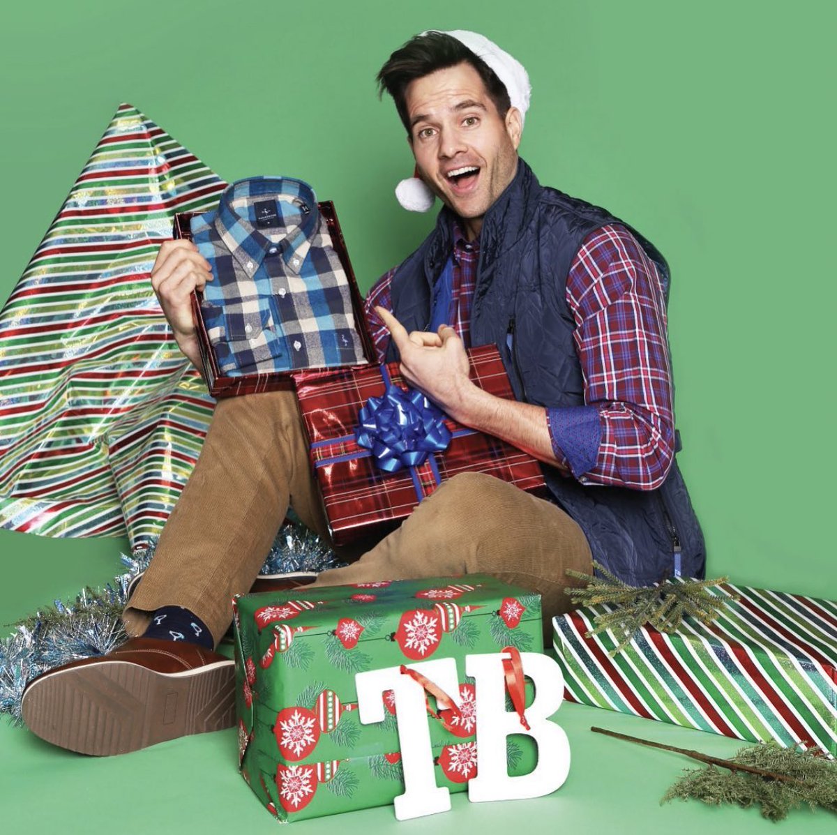 TailorByrd's tweet photo. Head over to the site for Great Holiday Deals! Get ANY vest for $40! #holidaydeals 

https://t.co/3fG8ToyYmp https://t.co/l23S3bim5l