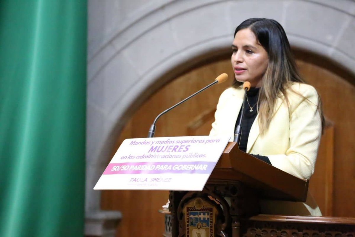 La dip. <a href="/ViriFuentesC/">Viridiana Fuentes</a>, siendo ella tultepequense y conociendo el cuidado que merece todo material pirotécnico.
Presentó un Punto de Acuerdo que exhorta  al IMPI y al Ayuntamiento de Tultepec a tomar medidas preventivas en el uso y almacenamiento de material pirotécnico.