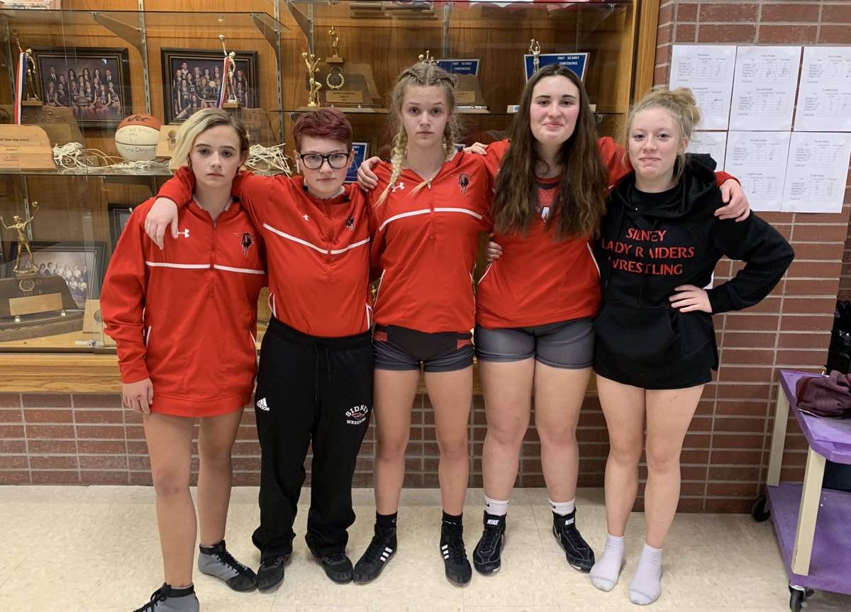 Sidney Girls Wrestling Results at the Axtell Invite 
Jadyn Cottam 1st
Ciena McKenzie 2nd 
Saphira Whitley 2nd 
Placed 3rd as a team out of 10 girls squads in attendance. 
<a href="/Sidney_Raiders/">Sidney Raiders</a>