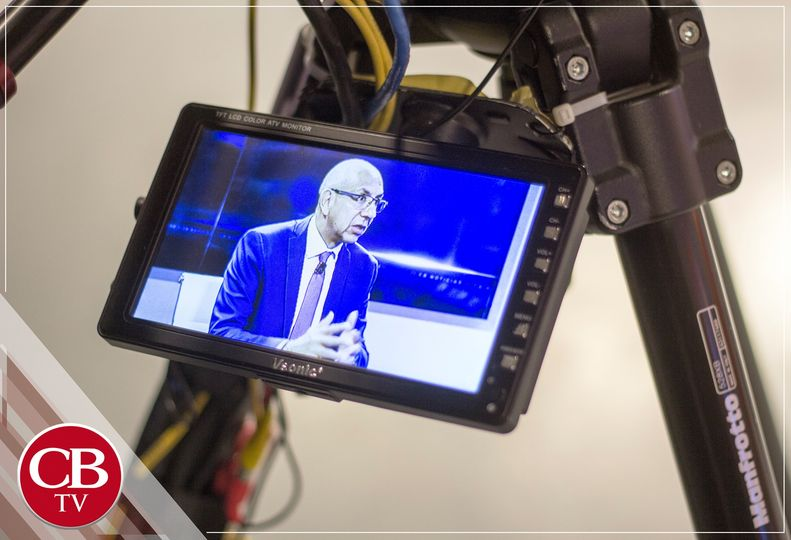 Efpalacios's tweet photo. Esta noche de martes retomo mis participaciones en las mesas de análisis del #NoticieroEstelar @Velazquez_CB, a las 21:30 hrs. por @cb_television. Algo seguimos haciendo mal como sociedad, me refiero a la #violenciasexual en contra de mujeres. Caso #BarMint en #Morelia. https://t.co/jeWThpraDG