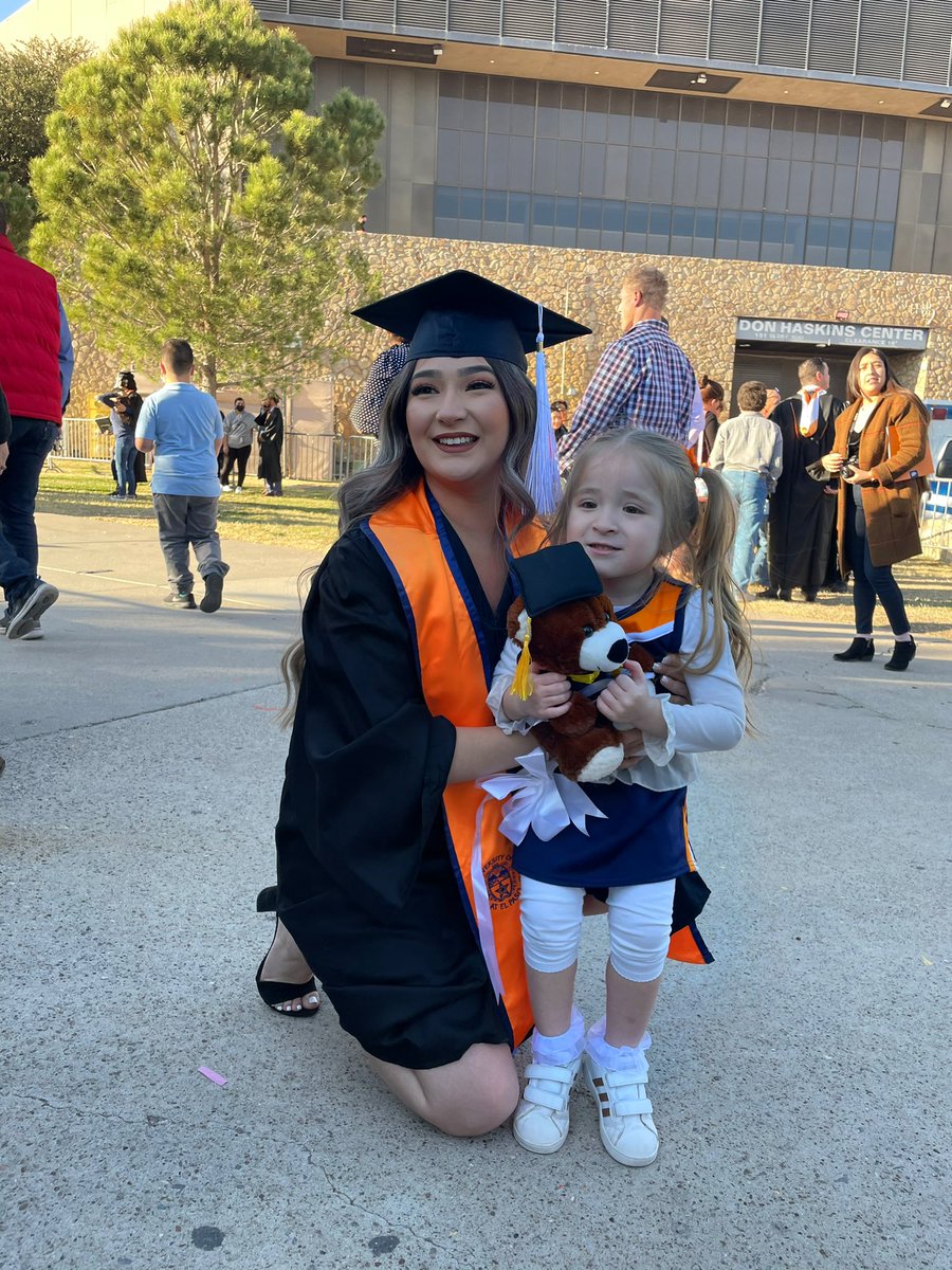 bokwithamanda's tweet photo. everything I do, I do for you 🧡 https://t.co/XT1wDyetW4