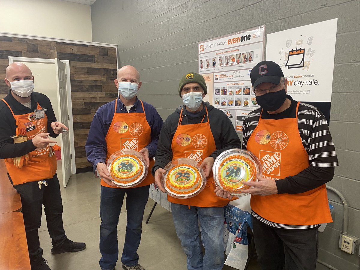 Ramona Sypniewski ⚓️ (@ramonaasds) on Twitter photo 🤩🥳 It was a CELEBRATION TODAY!!CONGRATULATIONS Harry 25 Years, John & Dennis on your 20 years MILESTONE!!!!! 🌟🤩🎉It was great hearing where they started and their HD history! We enjoyed honoring them today 👏🏼👍🏼🤝 Happy Anniversary🌟 🤩🥳 It was a CELEBRATION TODAY!!CONGRATULATIONS Harry 25 Years, John & Dennis on your 20 years MILESTONE!!!!! 🌟🤩🎉It was great hearing where they started and their HD history! We enjoyed honoring them today 👏🏼👍🏼🤝 Happy Anniversary🌟