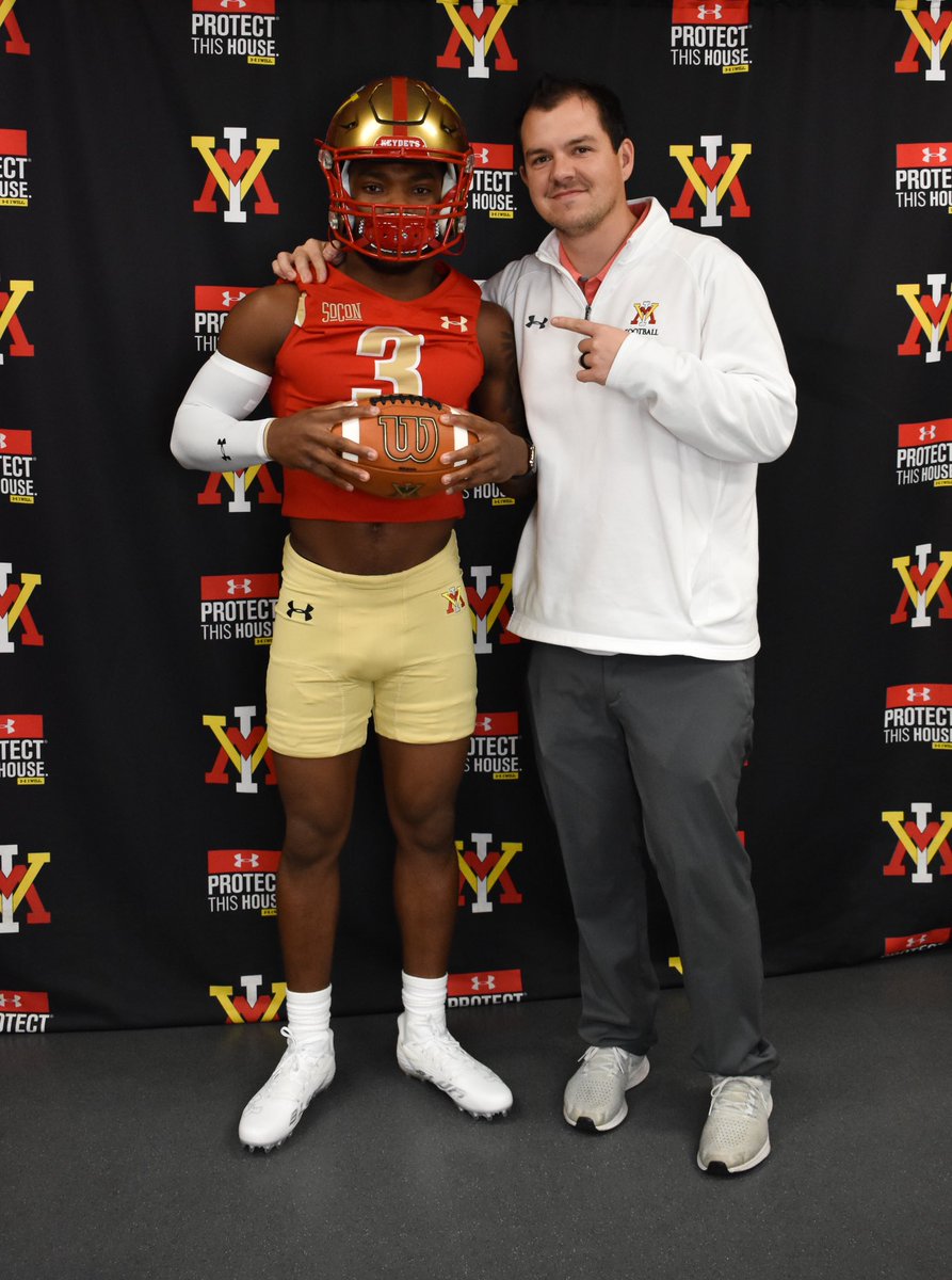 ivanthorpe3's tweet photo. Humble &amp; Grateful. Go Keydets!! 🦘 @VMICoachAshford @CoachSWach 
#10TD https://t.co/v3Pyx6tDyM
