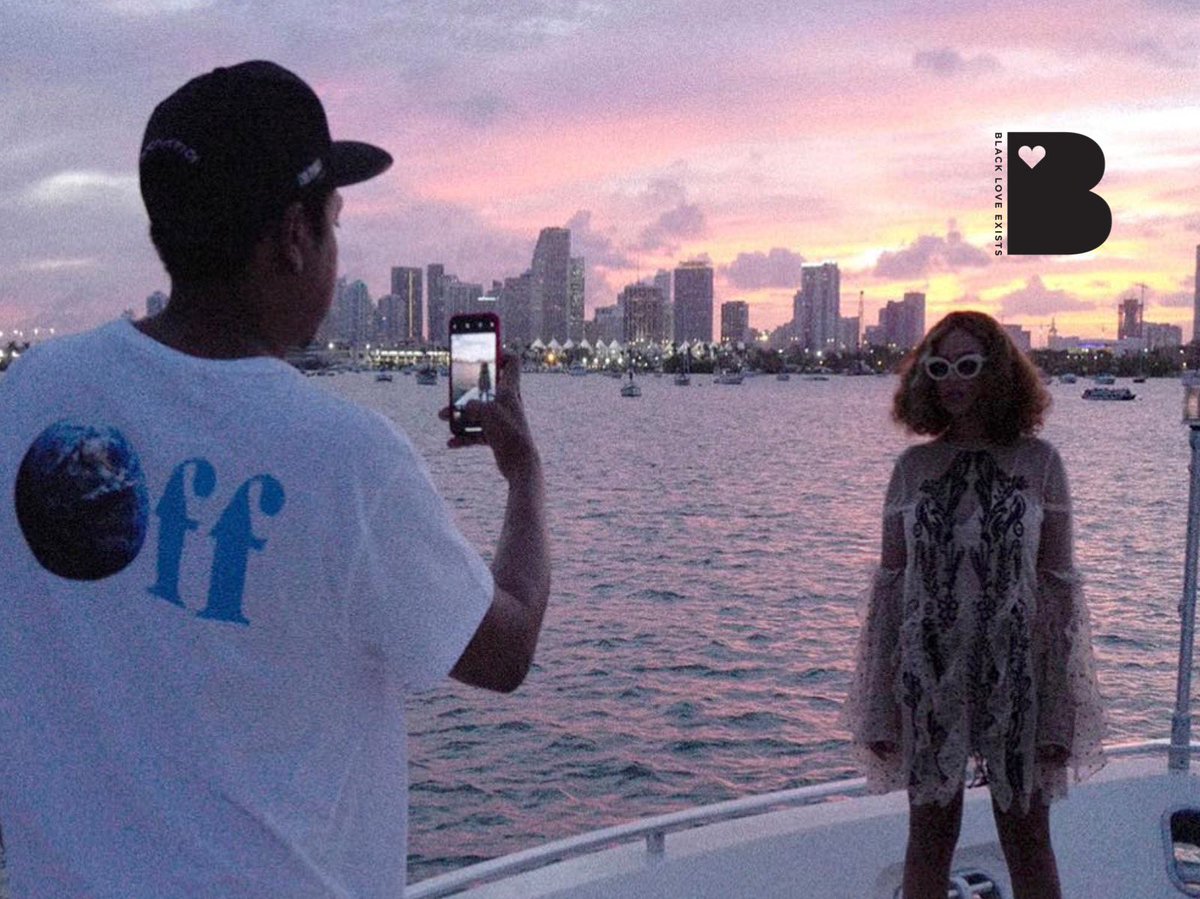 Black Love Exists tweet media