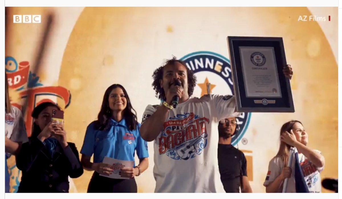 El mundo celebra el triunfo de todo un país unido, REPÚBLICA DOMINICANA. <a href="/bbcmundo/">BBC News Mundo</a>  resalta la noticia positiva de evento Un Record pa la Bachata