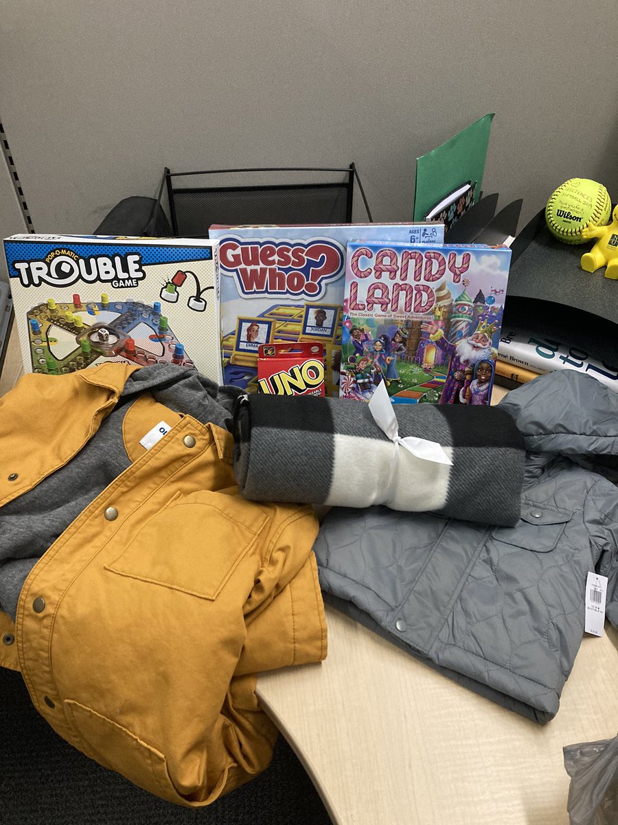 NeumannSB's tweet photo. Who doesn’t love board games!? We donated some toys, blankets & jackets to benefit the Heart of Camden along with NU SAAC & all of @NeumannKnights !! #givingseason #competitiongames #helpyourcommunity #helpyourneighbor #d3saac https://t.co/eR77XfRiRI