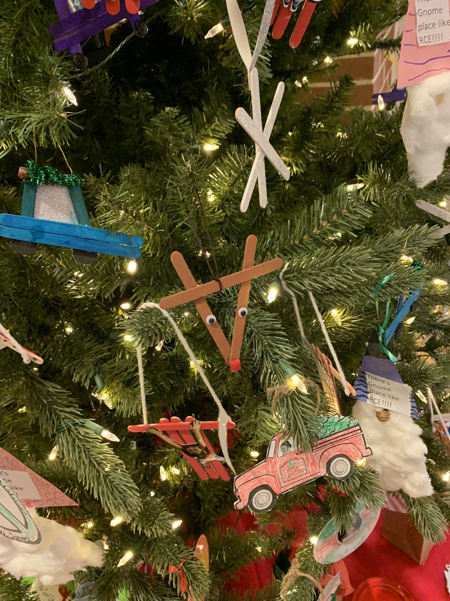 DameronShelly's tweet photo. Decorating our RCE Christmas tree. Like Rudolph we are enthusiastic about learning! #RCE2021Christmas #WeAreRacers #RCE_HCS https://t.co/U1kSICstW7