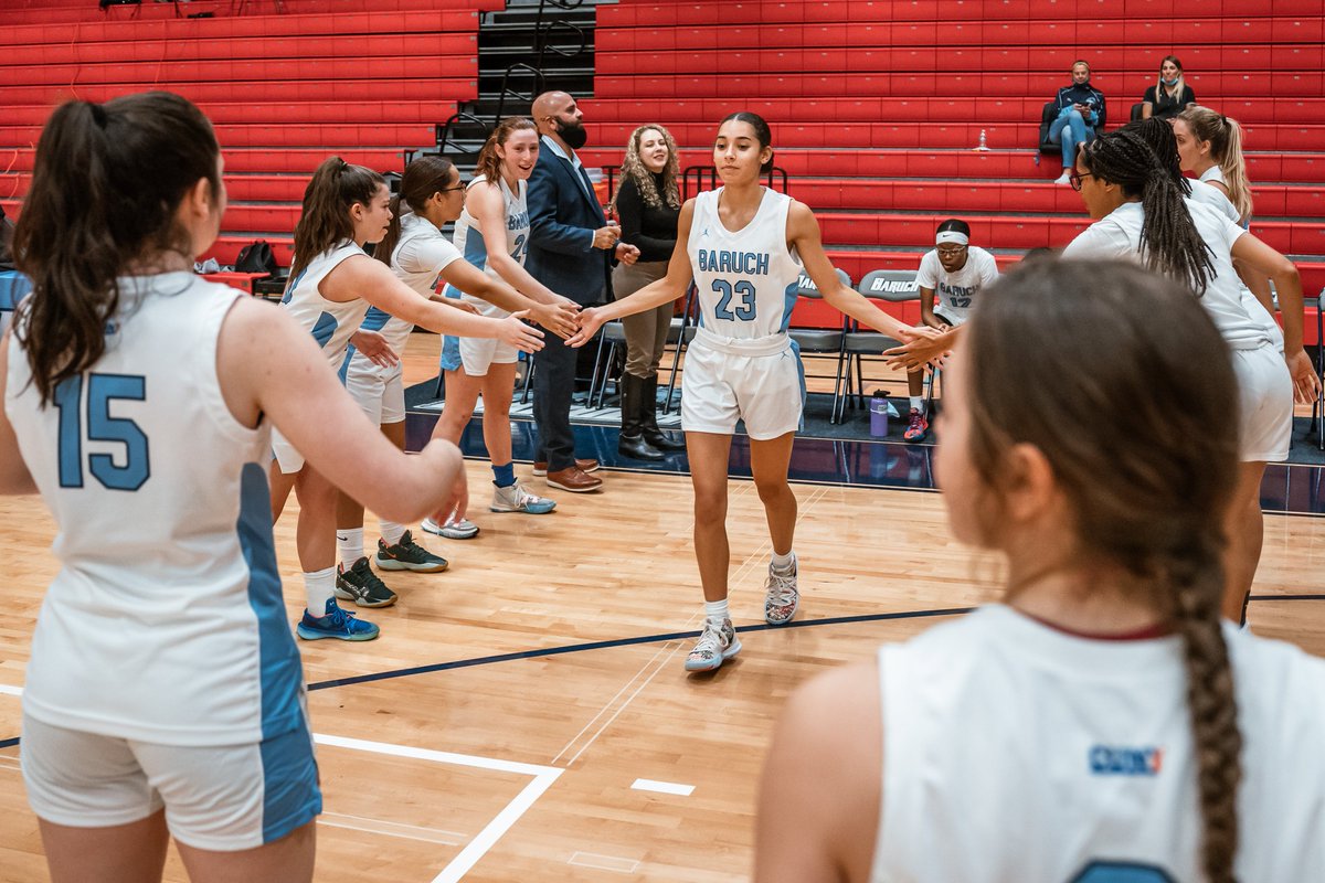 Congrats to Mia Castillo on earning double honors this week! She was named <a href="/CUNYAC/">CUNY Athletic Conference</a> Rookie of the Week for the 3rd time and was also named to the honorable mention list for the Div. II/III <a href="/MetBasketballW/">MetBasketballWriters</a>. #BaruchBasketball #d3h <a href="/BaruchBearcatAD/">Heather MacCulloch</a> <a href="/BaruchCollege/">Baruch College</a> <a href="/BaruchAlumni/">Baruch Alumni</a>