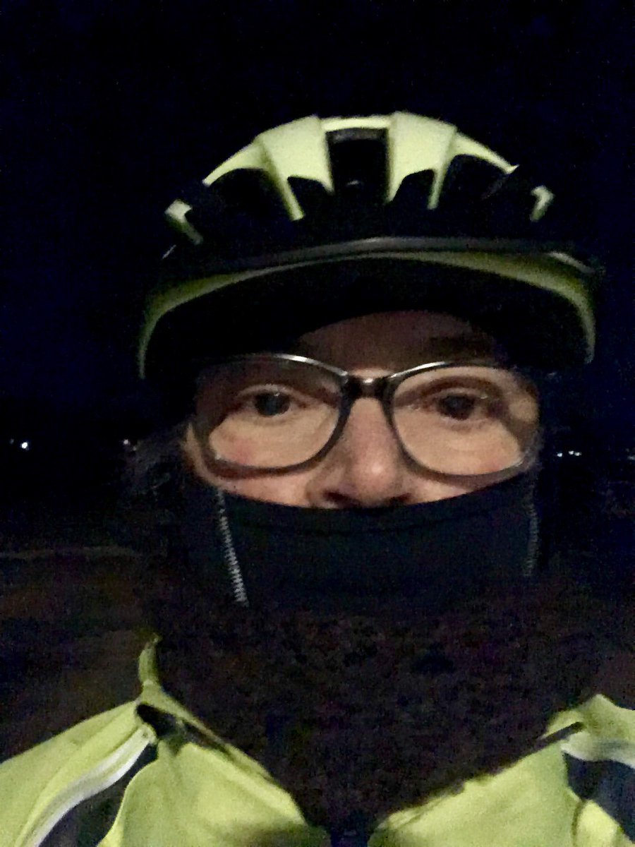 abikeanditsgirl's tweet photo. December night ride...
With owls a'hooting..
Deer, rabbits. foxes a'scampering...
#greenwaylove #night #cycling #polyradiculitis #thingsicando #gratitude https://t.co/raVbFZ088V