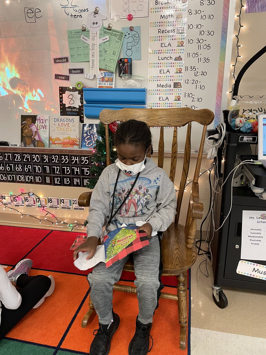 Megan Lewis tweet media