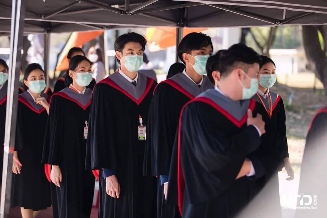 สู้ๆนะค้าบบบ พี่บัณฑิต🎓

Cr.FB PRswu มศว.

#YinYinGraduation #yinyin_anw