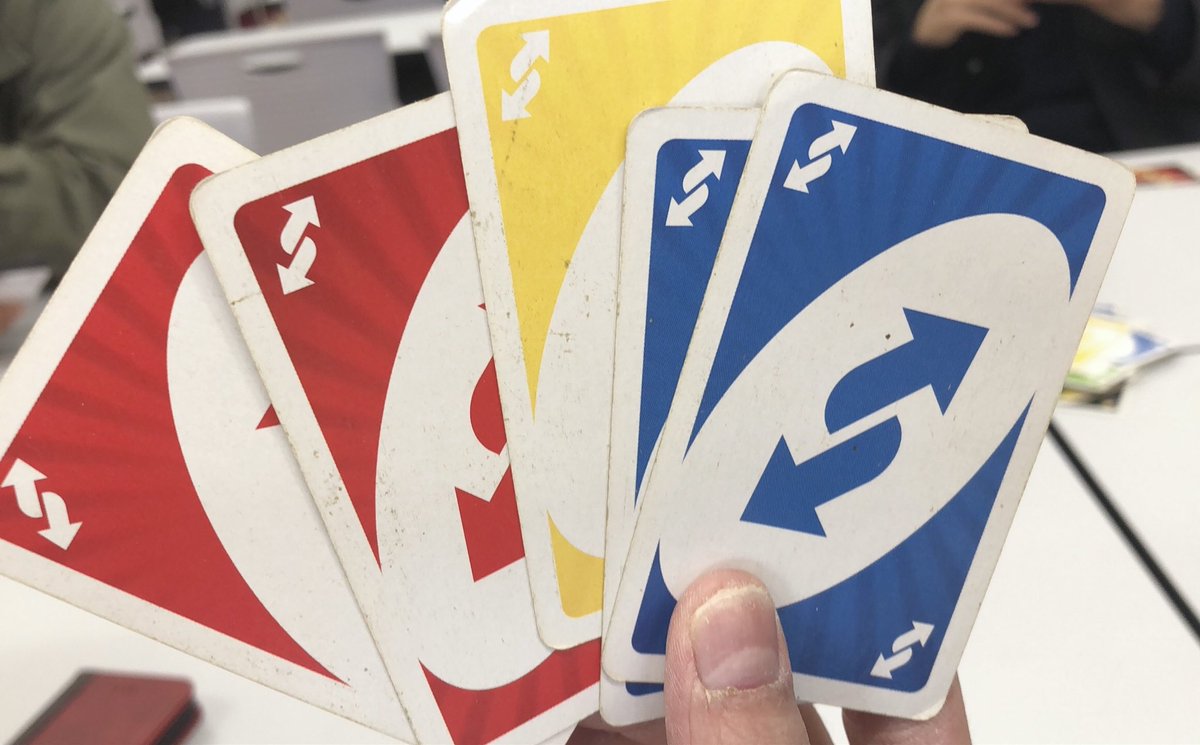 絶望の手札 -デスパレット カード-