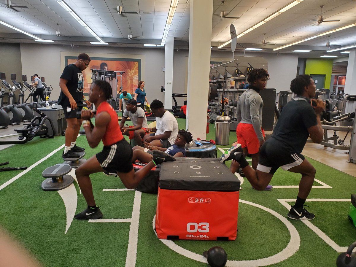 Chad the Kraken (@chadellis91) on Twitter photo Grindin #Ehallnation #Deathrow <a href="/CatrellWhite/">Catrell White</a> <a href="/brown11_caden/">Caden Brown</a> <a href="/AarisBethea/">Aaris Bethea</a> <a href="/TheReal_Jerry4/">Jeremiah Colclough</a> <a href="/StewarrTafari/">T.stewart3</a> <a href="/Oshane_MartinJr/">Oshane Martin Jr</a> <a href="/malikperson01/">malik person🐍</a> Grindin #Ehallnation #Deathrow <a href="/CatrellWhite/">Catrell White</a> <a href="/brown11_caden/">Caden Brown</a> <a href="/AarisBethea/">Aaris Bethea</a> <a href="/TheReal_Jerry4/">Jeremiah Colclough</a> <a href="/StewarrTafari/">T.stewart3</a> <a href="/Oshane_MartinJr/">Oshane Martin Jr</a> <a href="/malikperson01/">malik person🐍</a>