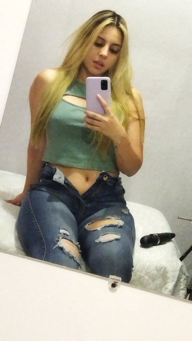 Pijama y a dormir 💋💋 https://t.co/ZdZybSQthB