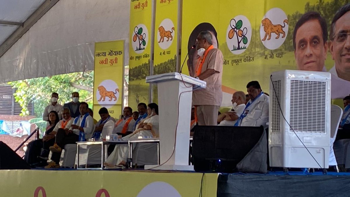 nAZbSXveVUbOGjB's tweet photo. @MamataOfficial @BJP4India With the people, 
For the people, 
By the people. 
People's leader Hon'ble Mamata Banerjee. 
#KhelZatlo
#GoaWithDidi https://t.co/bruHWEXeix