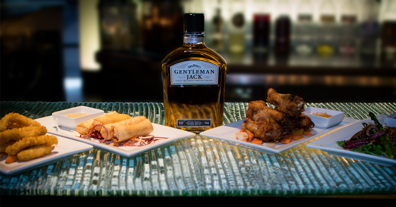 jackdanielsjp's tweet photo. 2度のメローイングで磨かれたジャック ダニエルは、
どんな料理にもマッチする。
 #GentlemanJack https://t.co/vIlQin6Iru
