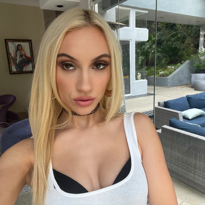 Follow me on insta: jazminluvx 😋💕✨ https://t.co/GdLpXKDWAV