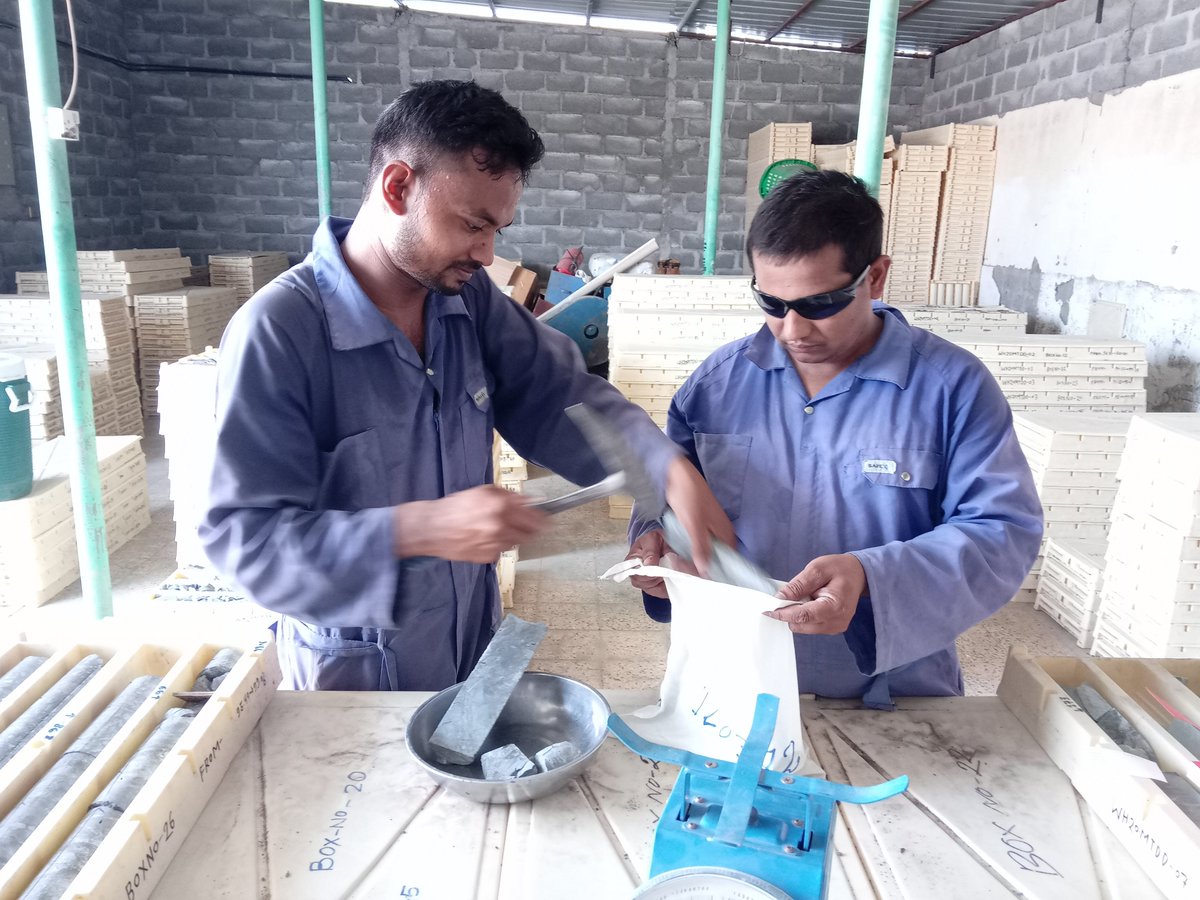 Alara Resources is working with key Saudi Minster and Government agencies to reactivate the Khnaiguiyah zinc project with the mining outlook in Saudi Arabia looking more hopeful | Learn more about Alara's projects: alararesources.com/irm/PDF/d103fc… $AUQ