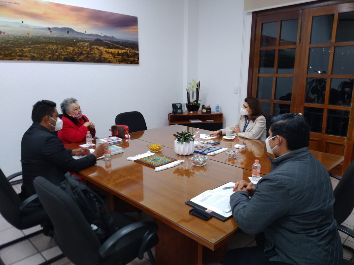 MaribelGongoraE's tweet photo. Con la colaboración de #EscuelasParticulares que realizan su trámite de #REVOE ante la @SeducEdoMex, se amplia la cobertura educativa y se diversifican nuevas opciones de programas educativos pertinentes acorde a los perfiles requeridos. https://t.co/k6NeWdXMfq