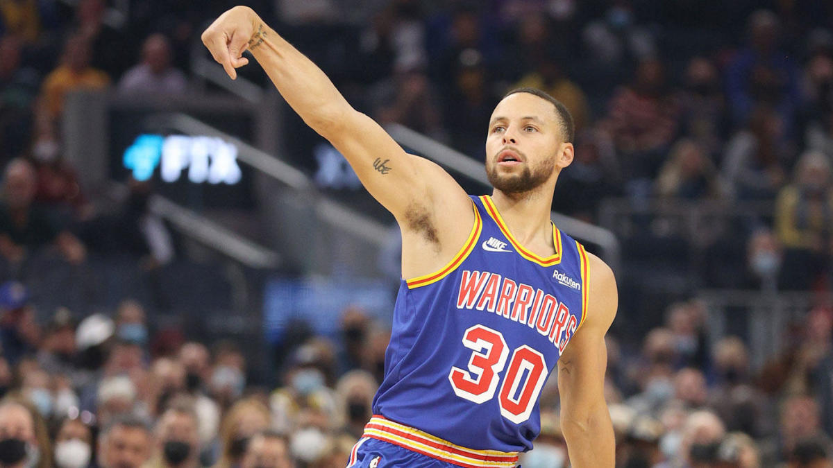 IT'S OFFICIAL: The greatest shooter of all time 😤