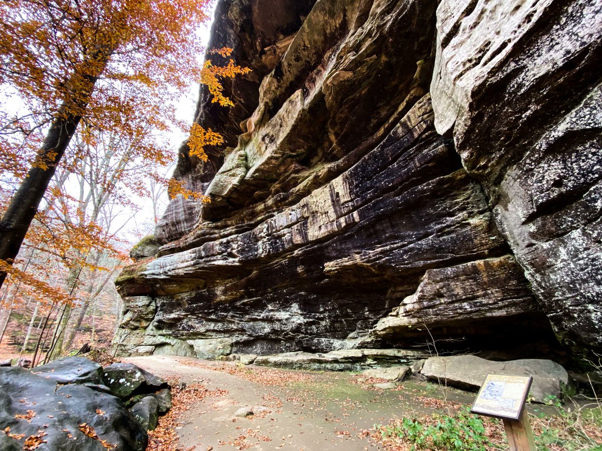 hikingwithshawn's tweet photo. Do you have any National Recreation Trails in your area? Rim Rock National Recreation Trail in the #ShawneeNF is one cool spot! https://t.co/JAaQ3dTcyS