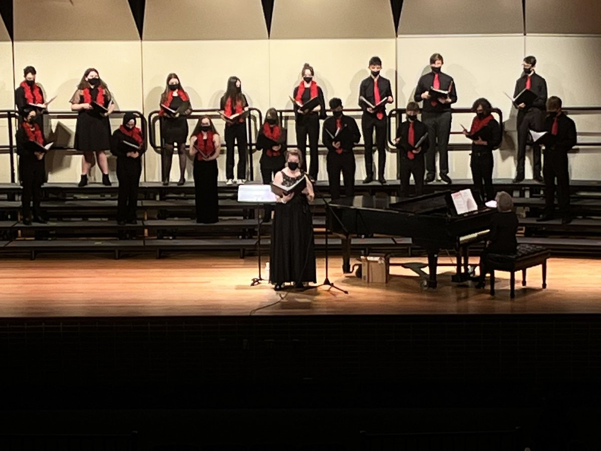 So nice to be back! Congrats to Mrs. Steinmacher and both the Jr. and Sr. High Chorus members for their amazing gift of song! <a href="/OctoraraSuper/">Dr. Michele M. Orner (Archived)</a> @MrCullenOASD <a href="/MrLynchPLCMusic/">Joe Lynch</a> <a href="/OISMrReynolds/">Mr. Andrew Reynolds</a>