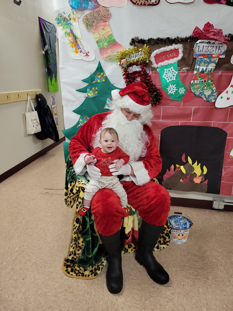 CubHouseLISD's tweet photo. Our Cubs were surprised today by a very special visitor!#LovemyLISD https://t.co/ParsohPSXV