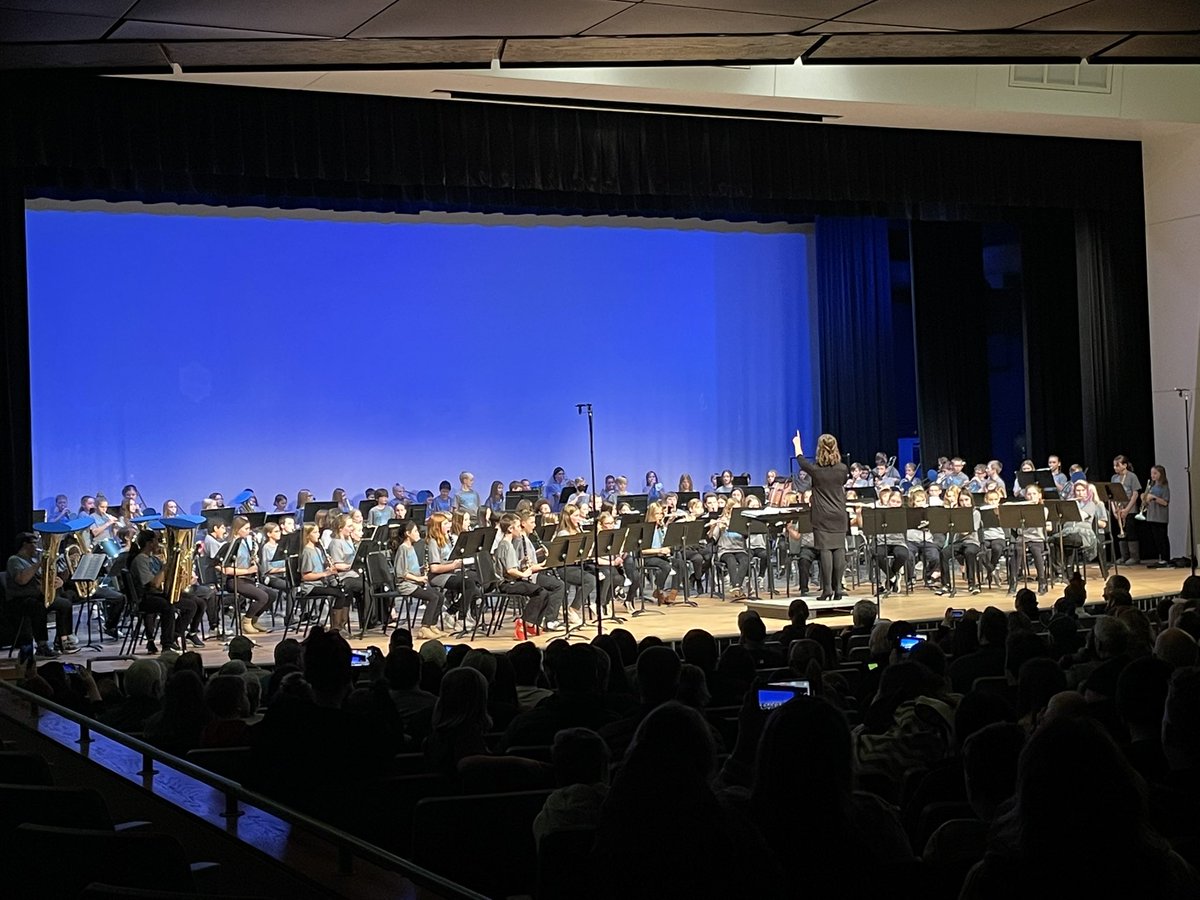 Great fun at the Middle School Band concert! Awesome job to Mrs. Harwood, Mrs. Vinzant, and of course all of the students! <a href="/KMMS_Larsen/">K-M Middle School</a>