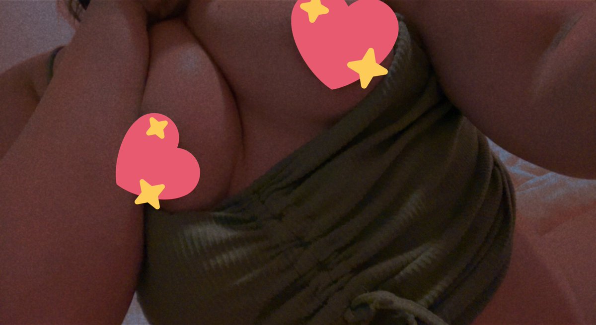Lilaelacee12's tweet photo. At your service Daddy~
#nsfw #nsfwtwt https://t.co/KoNsZ9PiTn