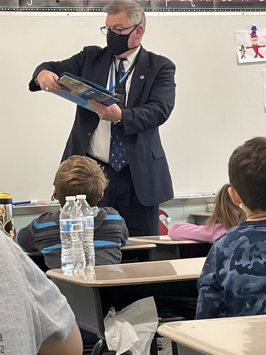 We had a very special visitor today!  Thanks Dr. Bartelt for sharing your love of reading with us!