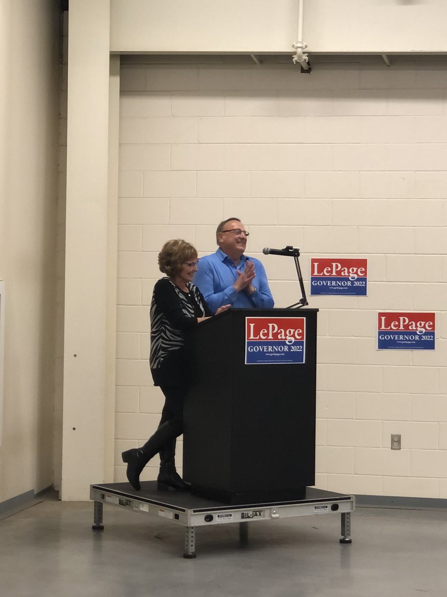 RyanLyford1's tweet photo. Nice night at a private event for the next Governor of Maine @PaulLePage2022 . #he’sback #fjanetmills  #takeourstateback https://t.co/RUlg6Hy3Cx