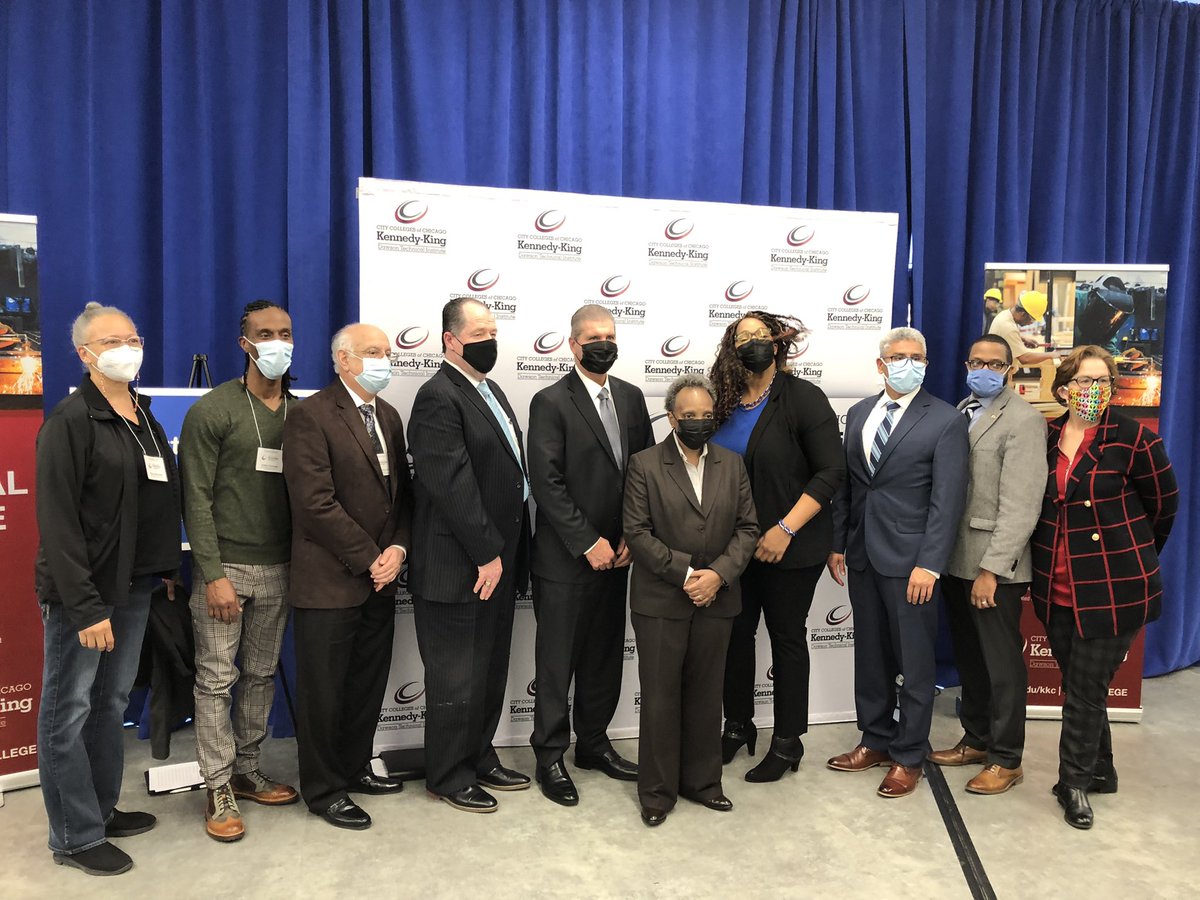 We’re very excited about our new agreement w/ <a href="/ChiCityColleges/">City Colleges of Chicago</a> that helps our members earn an associate’s degree in construction management &amp; helps City Colleges students gain entry into our pre-apprenticeship program. It’s a win-win! Thx <a href="/chicagosmayor/">Mayor Brandon Johnson</a>! chicago.suntimes.com/2021/12/13/228…