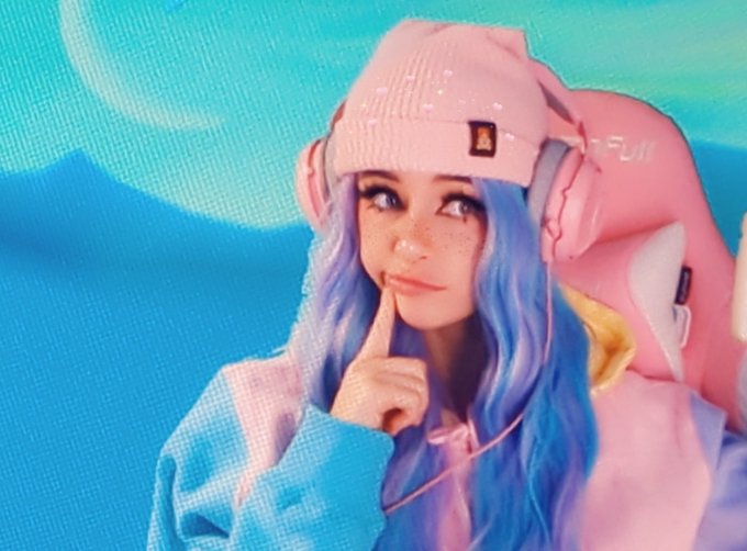 Wtf do I stream https://t.co/6T3M3TzuAk