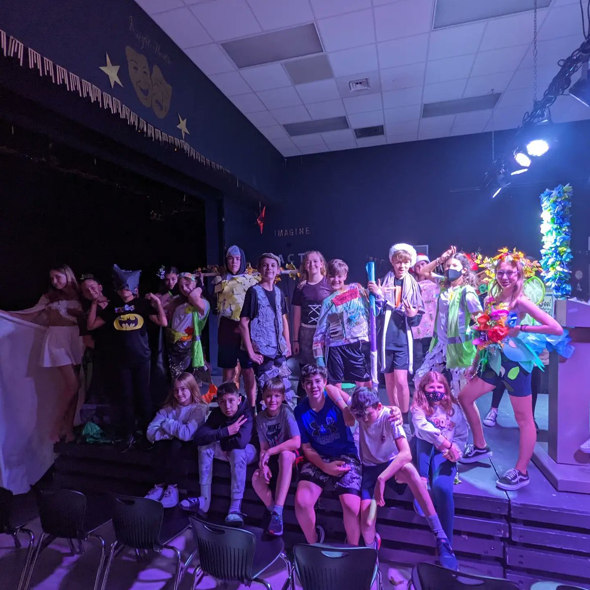 LTMSdrama's tweet photo. Bravo to all of our 2021 Project Runway designers and models! 👏🏼🎭 https://t.co/Ij46CbLwEp