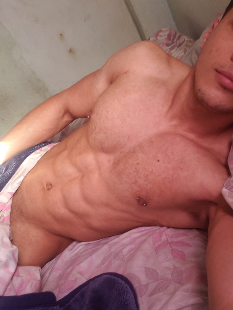 KenBoyArg's tweet photo. Quieren ver más abajo? 🍆🔥 https://t.co/Z7OgYA50ZW
