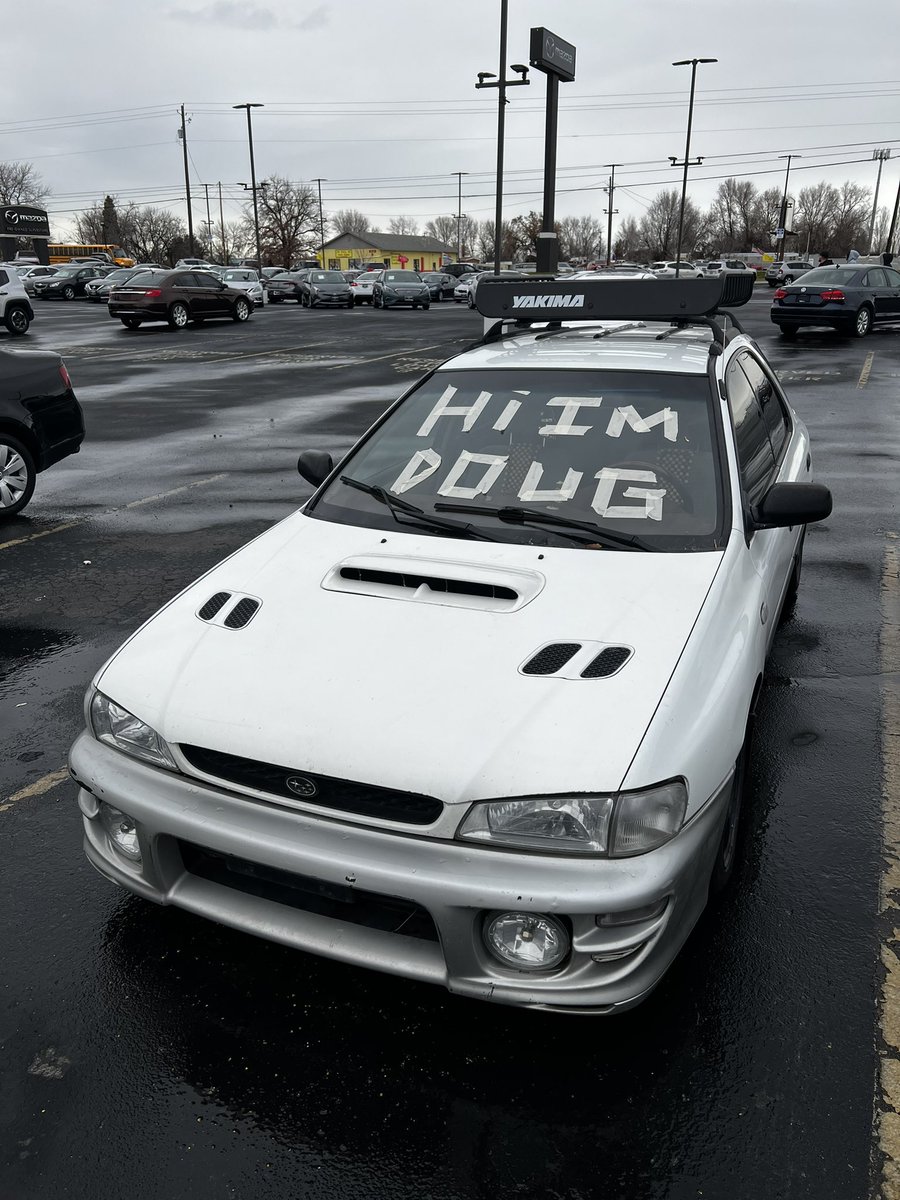 xaycob's tweet image. very productive day of coworker pranks 👍🏼