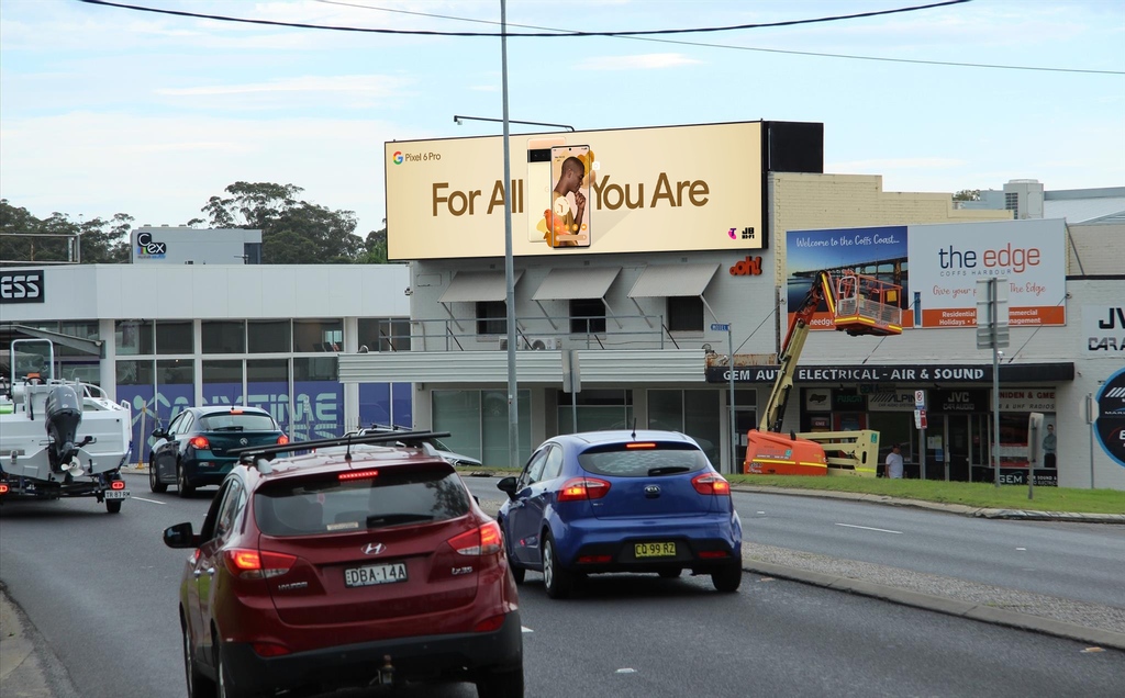 Our industry-leading digital billboard portfolio has grown this calendar year. Adding over 30 digital locations, we will close out 2021 with more than 200 large format digital signs across the country.

Full article here: oohmedia.com.au/ooh-further-ex…

#oOhUnmissable #RegionalAustralia