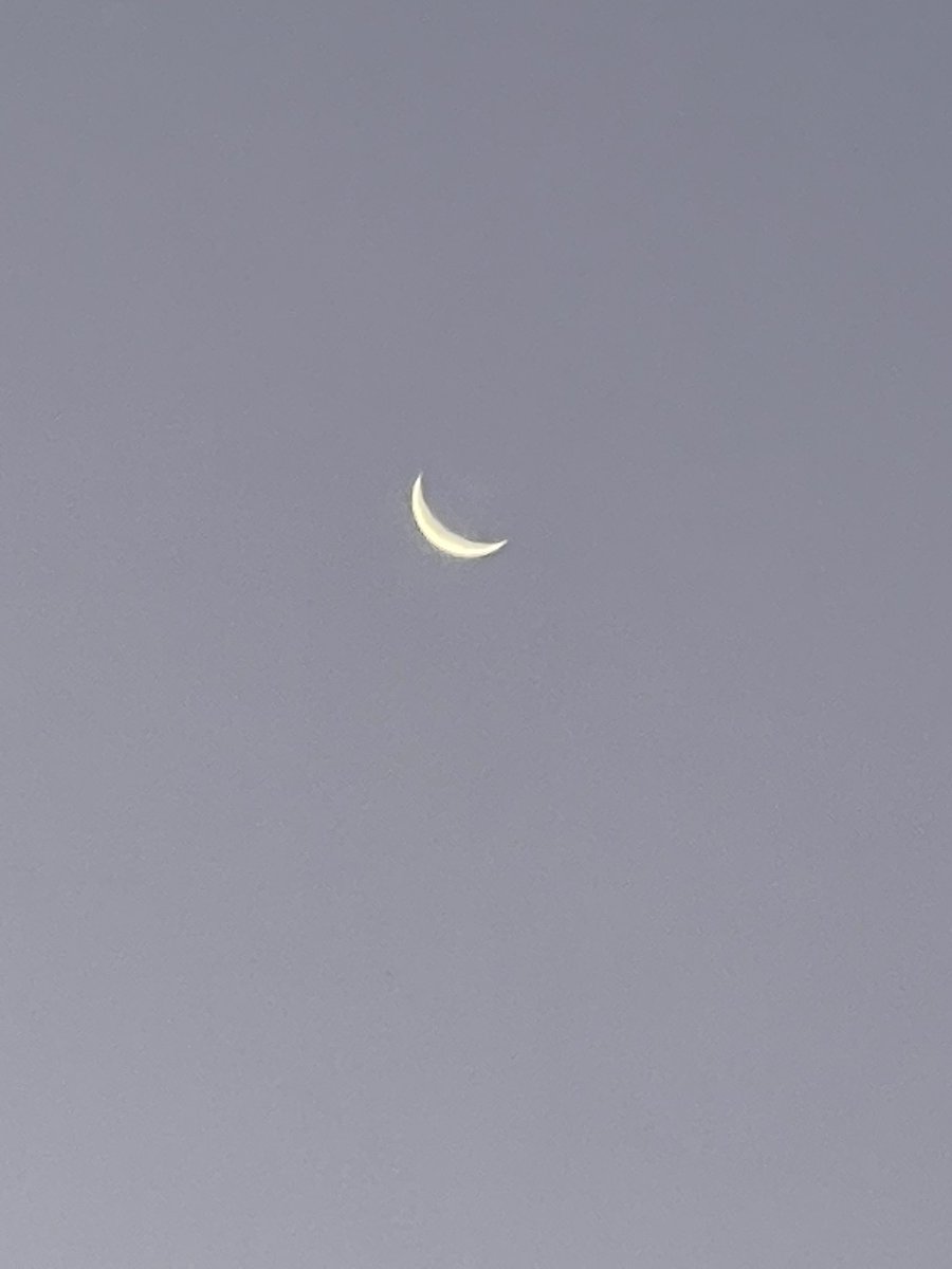 Хүний газар зүтгэж л явна даа🌙
Эх орон,төрж өссөн нутаг хайртай бүхнээ санах юм🇲🇳🇲🇳🇲🇳