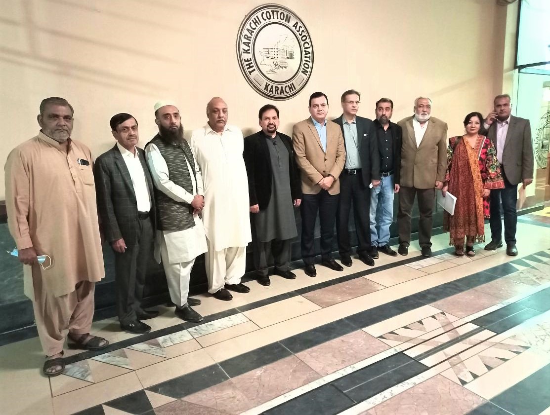 sccisialkot's tweet photo. Dr. Nauman Idrees Butt, Presidential Candidate of Federation of Pakistan Chambers of Commerce & Industry and Leadership of United Business Group in a meeting With Karachi Cotton Association.
Vote & Support United Business Group!
#fppci #sialkotchamber #Sialkot #export #vote https://t.co/w7awn0bFiD
