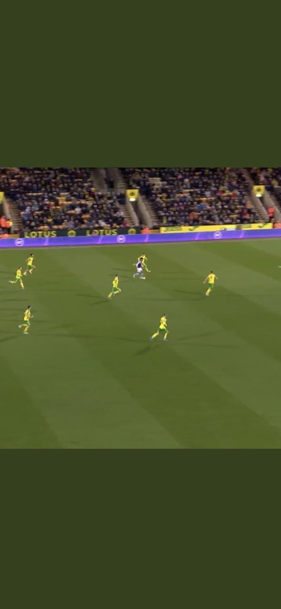 JordanJay90's tweet photo. Let this sink in… This situation ended in a goal 👀 @JacobRamsey28 HE’S ONE OF OUR OWN! #UTV #NORAVL https://t.co/Lsj0NZ1fSZ